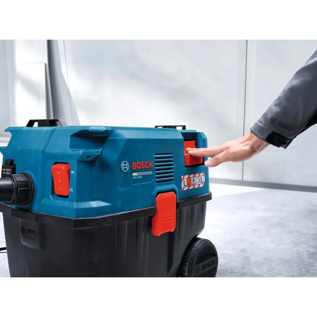 Прахосмукачка за мокро и сухо почистване Bosch PRO GAS 12-25LS, 1200 W, 25 л