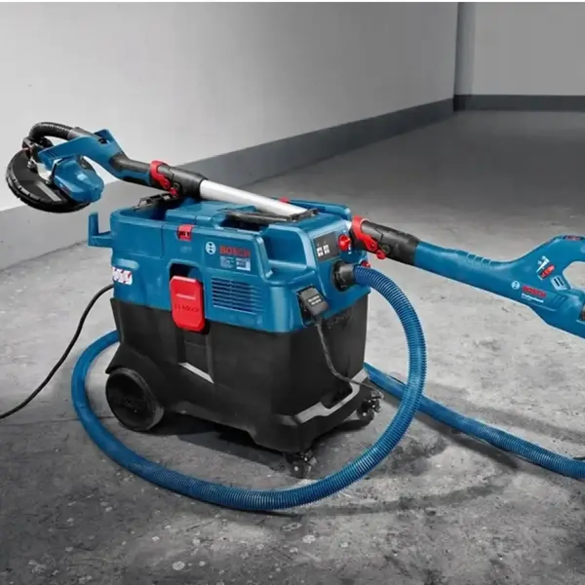 Прахосмукачка Bosch GAS 400 A и Шлайфмашина Bosch GTR 550