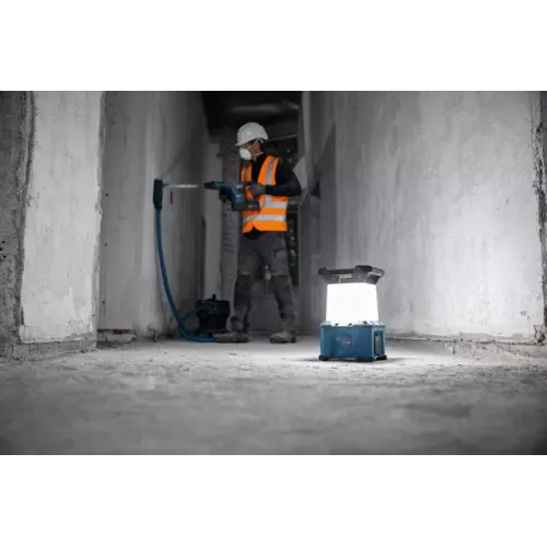 Акумулаторна работна лампа Bosch GLA 18VH-7500, 18 V, 7500 lm, без батерия и зарядно