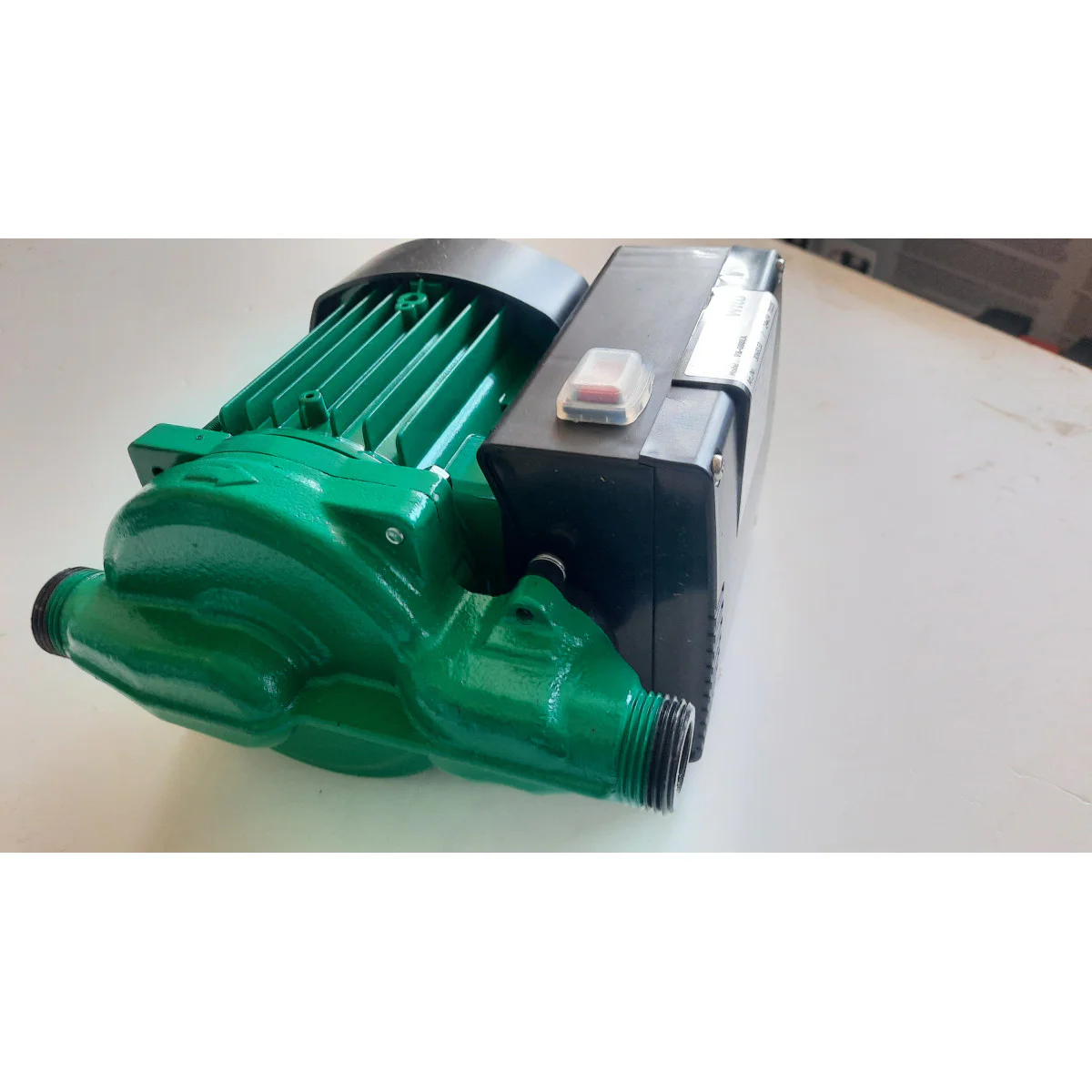 Помпа Wilo PB-088EA, за повишаване на налягане електрическа 8 м, 2.5 м3/ч, 60 W 3068133