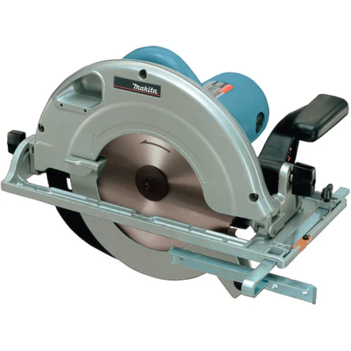 Ръчен циркуляр MAKITA 5903R ф235 mm