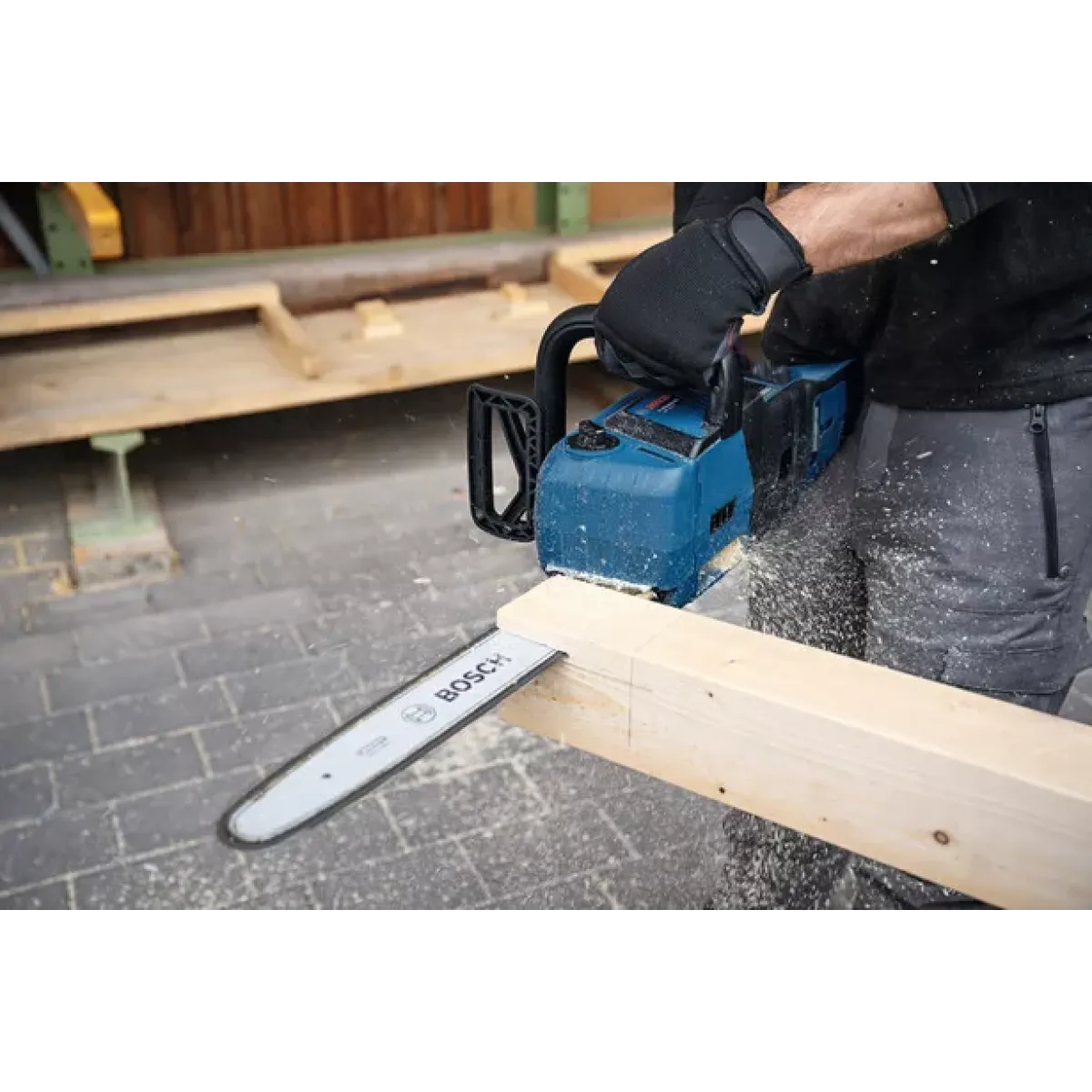 Акумулаторен верижен трион Bosch GKE 18V-40 Professional, 40 cm, без батерия и зарядно 06008D3000