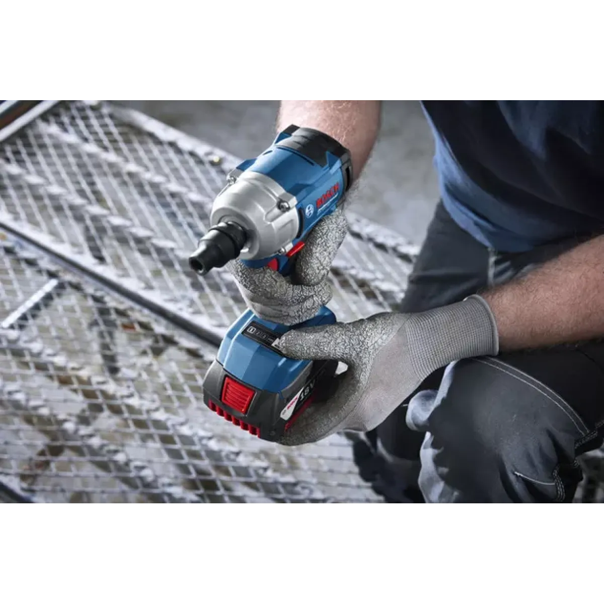 Акумулаторен ударен гайковерт Bosch GDS 18V-350, 350 Nm, ½, без батерия и зарядно 06019M5020
