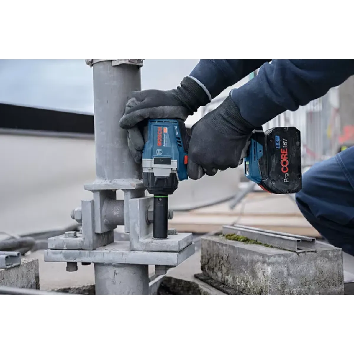 Акумулаторен ударен гайковерт Bosch GDS 18V-750 C, 1000 Nm, 1/2, 18 V, без батерия и зарядно 06019L9000 Акумулаторен ударен гайковерт Bosch GDS 18V-750 C, 1000 Nm, 1/2, 18 V, без батерия и зарядно 06019L9000