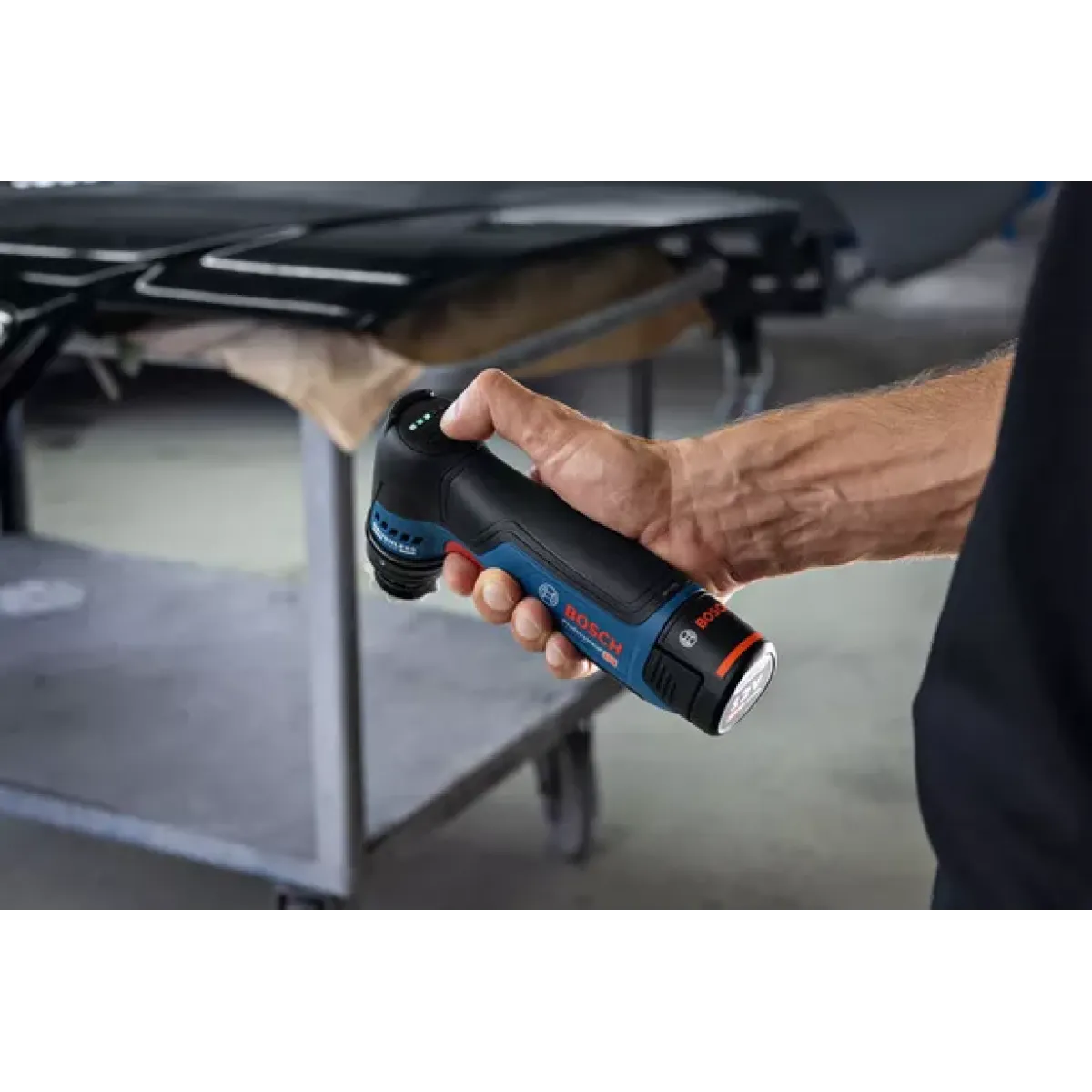 Акумулаторен виброшлайф Bosch GSS 12V-32, 32 мм, без батерия и зарядно 06019L1000 Акумулаторен виброшлайф Bosch GSS 12V-32, 32 мм, без батерия и зарядно 06019L1000