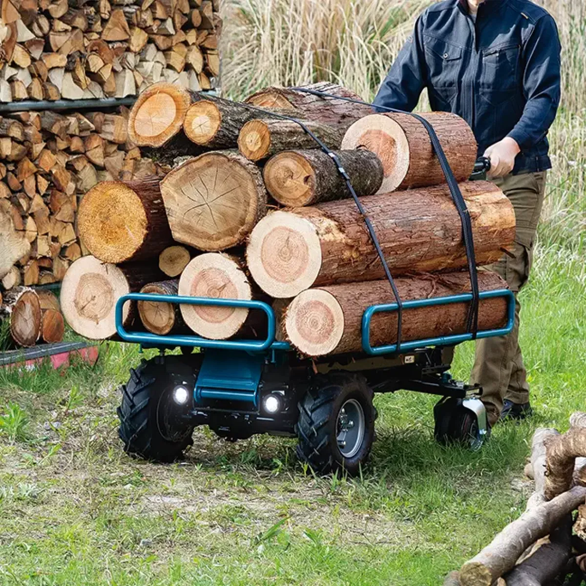 Акумулаторна количка Makita DCU604Z, 18 V+18 V, LXT, 300 кг, с платформа, без батерии и зарядно DCU604Z