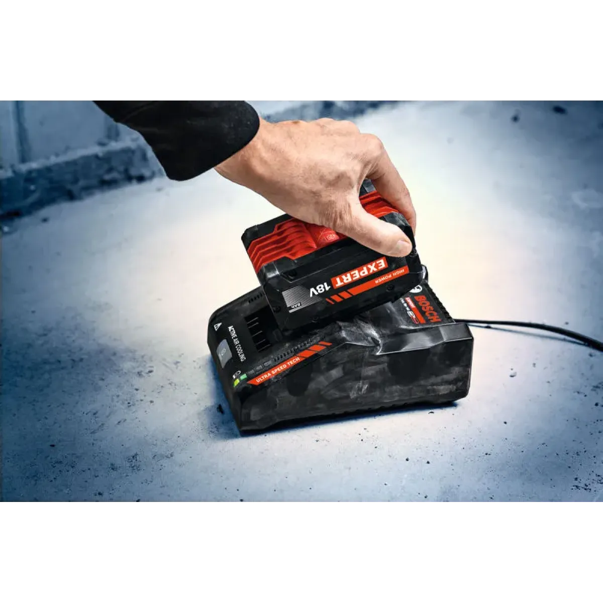 Aкумулаторна батерия Bosch EXPERT EXBA18V-80, 18 V, 8 Ah 1600A036ZB