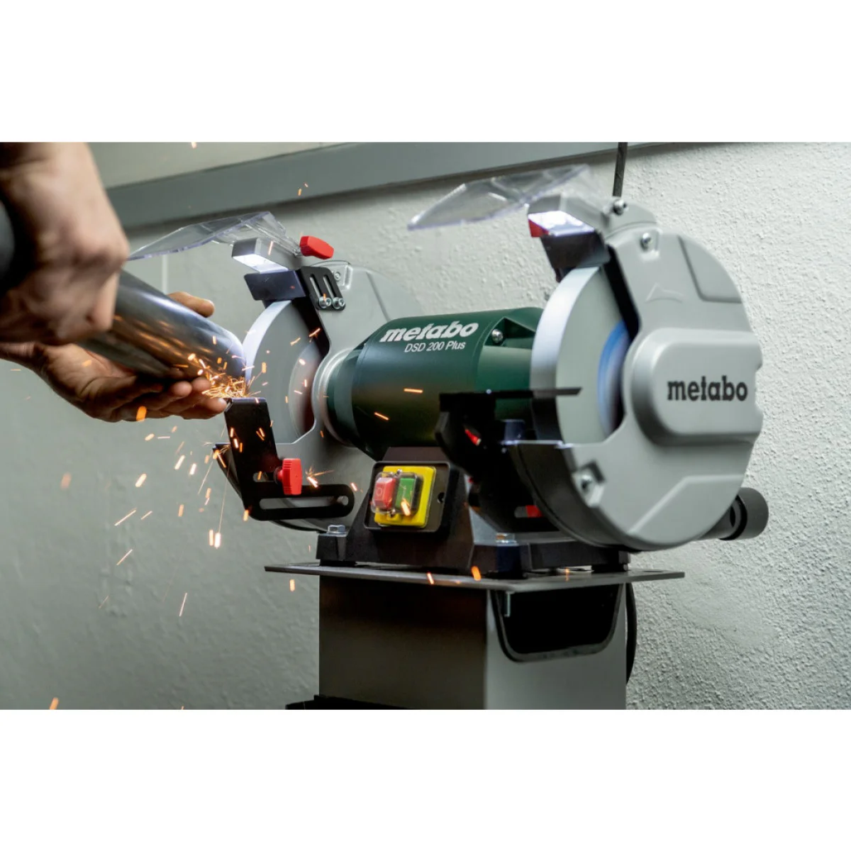 Шмиргел Metabo DSD 200 PLUS, 750 W, ф 200 мм 604210000